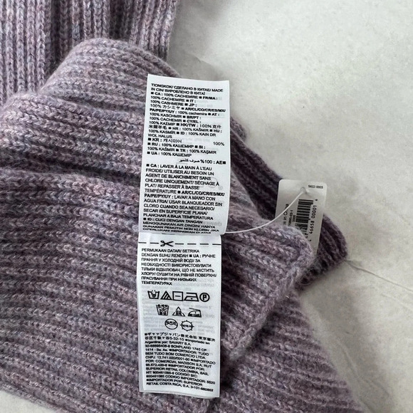 GAP Womens Winter Warm 100% Cashmere Scarf Ribbed NWT - Picture 8 of 8